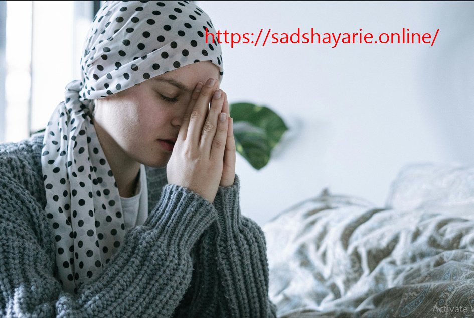 Alone Sad Shayari in Hindi